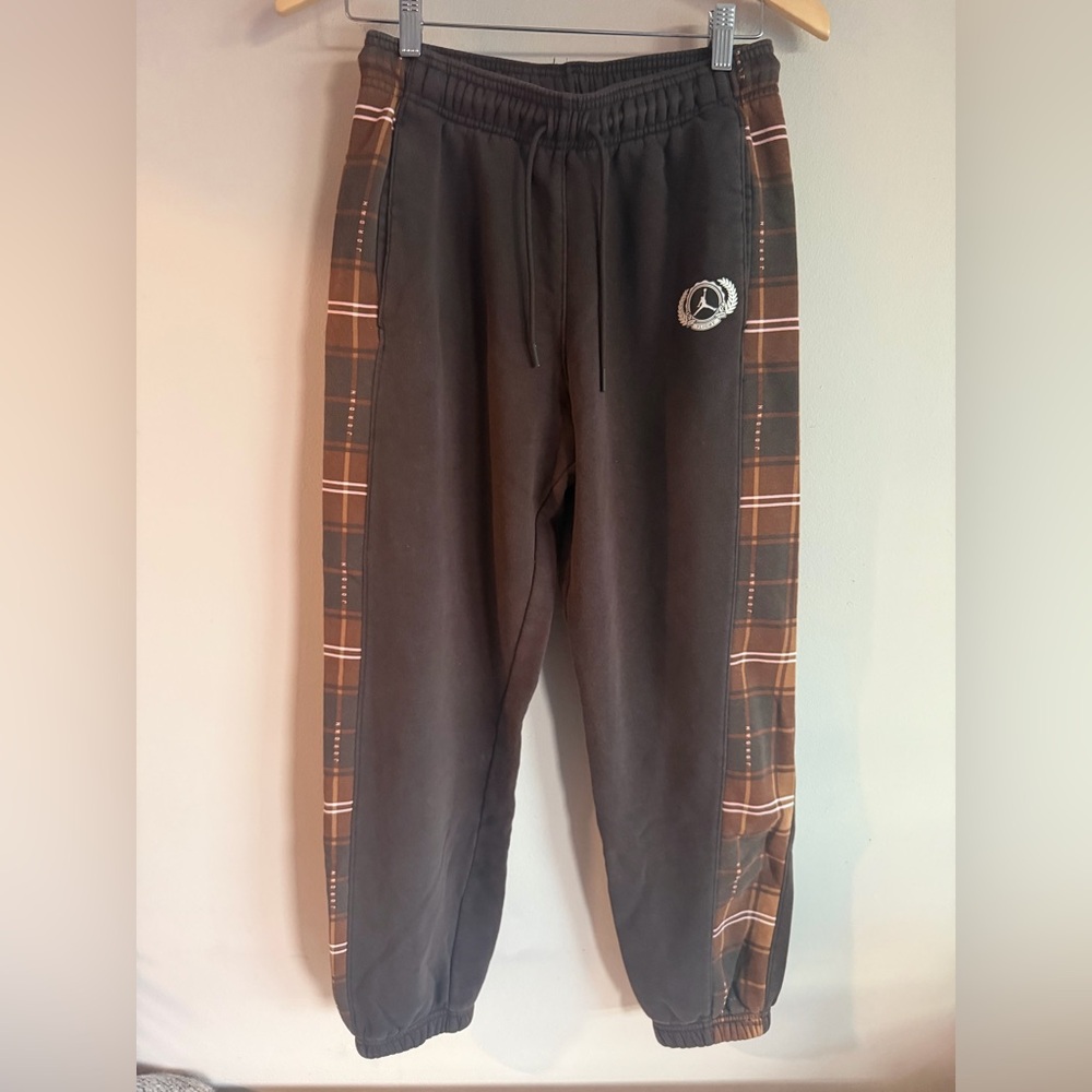 Jordan‎ Flight Fleece Plaid Side Panel Sweatpants Brown DQ4455-259 Womens S